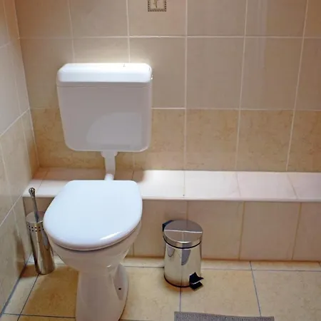 Tuenderfatyol Vendeghaz 3* Poroszló