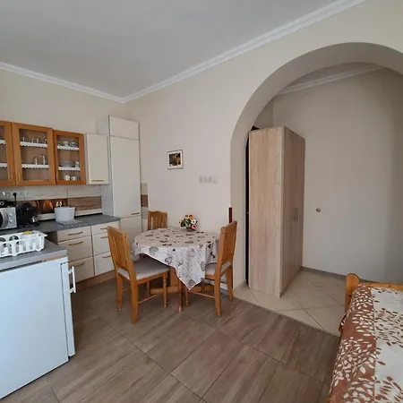 Tuenderfatyol Vendeghaz Poroszló