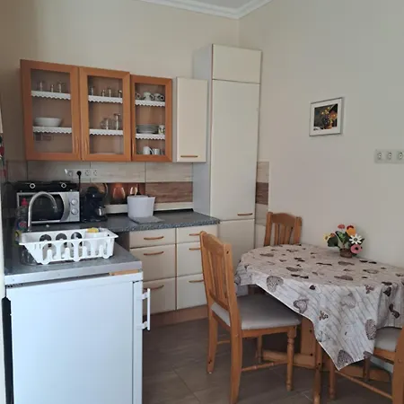 Tuenderfatyol Vendeghaz