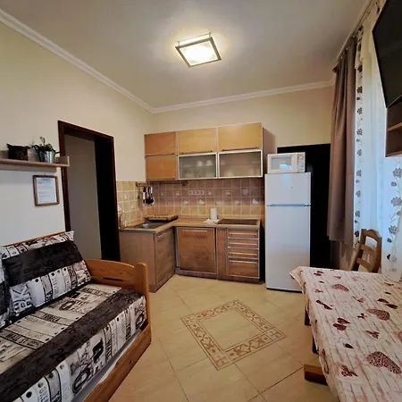 Tuenderfatyol Vendeghaz Poroszló