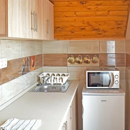 Tuenderfatyol Vendeghaz