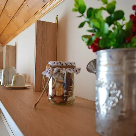 Tuenderfatyol Vendeghaz ゲストハウス Poroszló