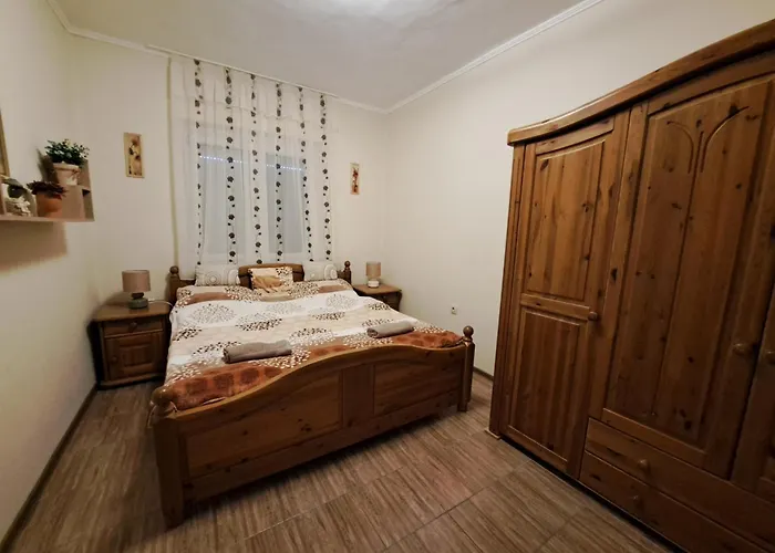 Tuenderfatyol Vendeghaz Poroszló