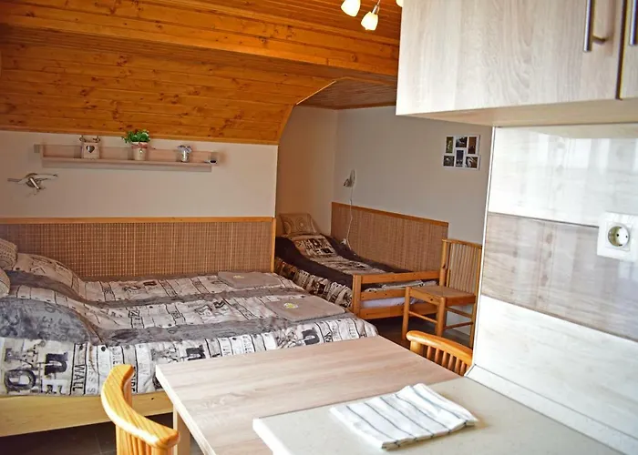 Tuenderfatyol Vendeghaz 3* Poroszló