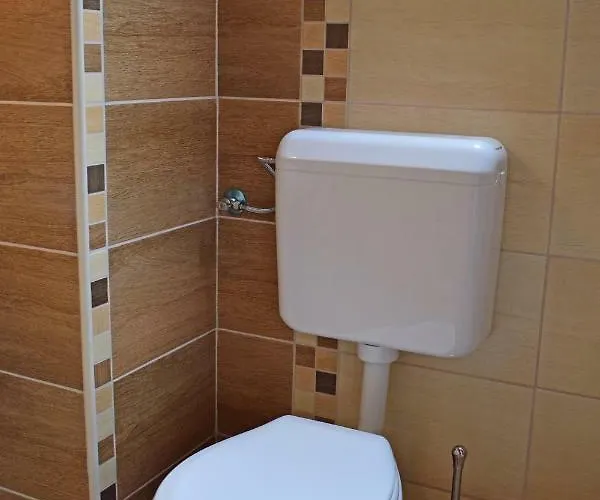 Tuenderfatyol Vendeghaz 3*