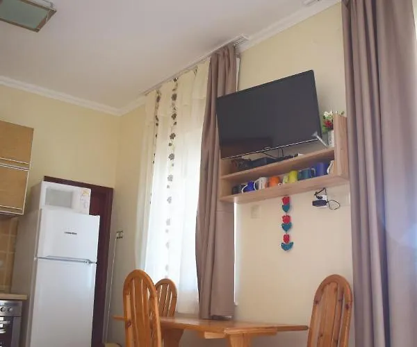 Tuenderfatyol Vendeghaz 3* Poroszló